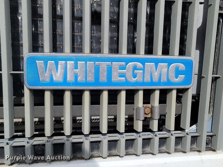 image for item DP5677 1992 White GMC  WG crane truck