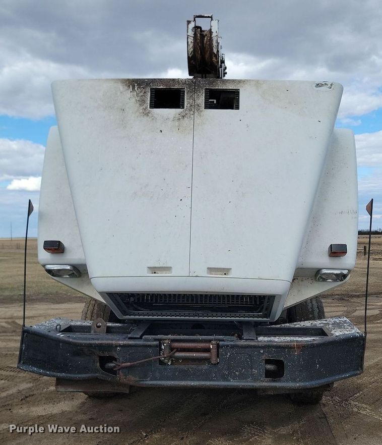 image for item DP5677 1992 White GMC  WG crane truck