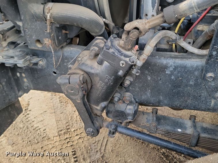 image for item DP5677 1992 White GMC  WG crane truck