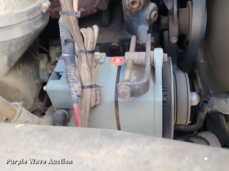 image for item DP5677 1992 White GMC  WG crane truck