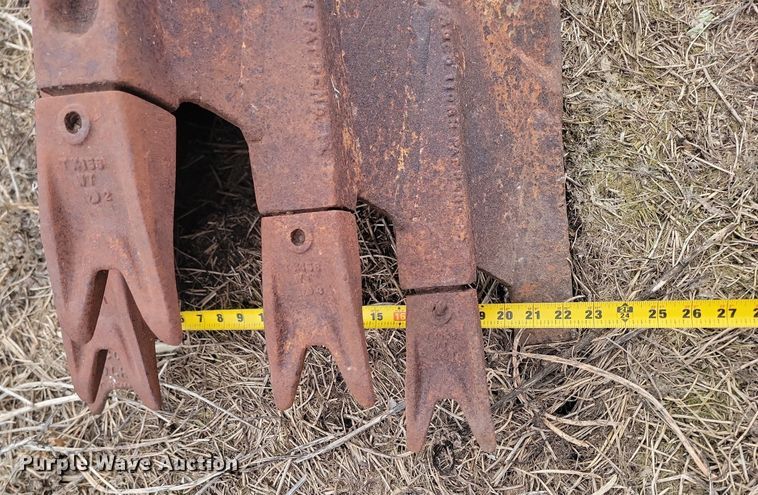 image for item DP5678 Hensley  22