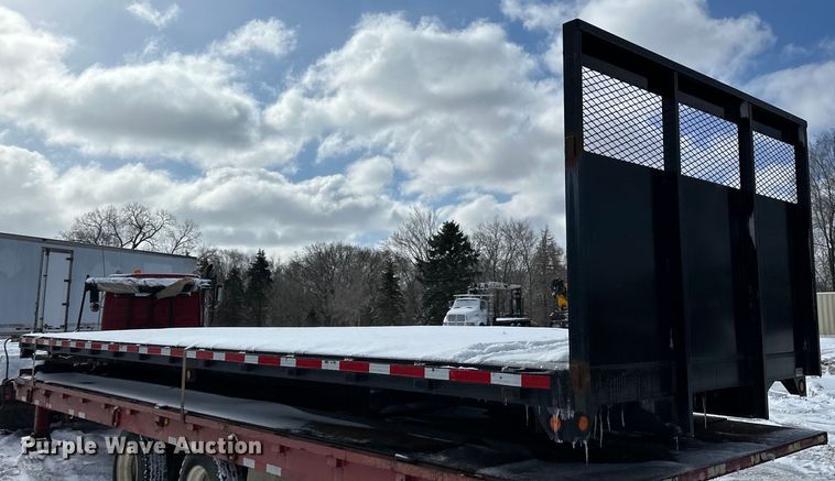 image for item DQ0620 Tafco flatbed