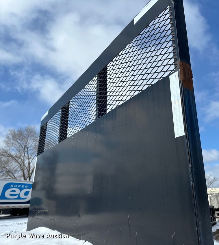 image for item DQ0620 Tafco flatbed