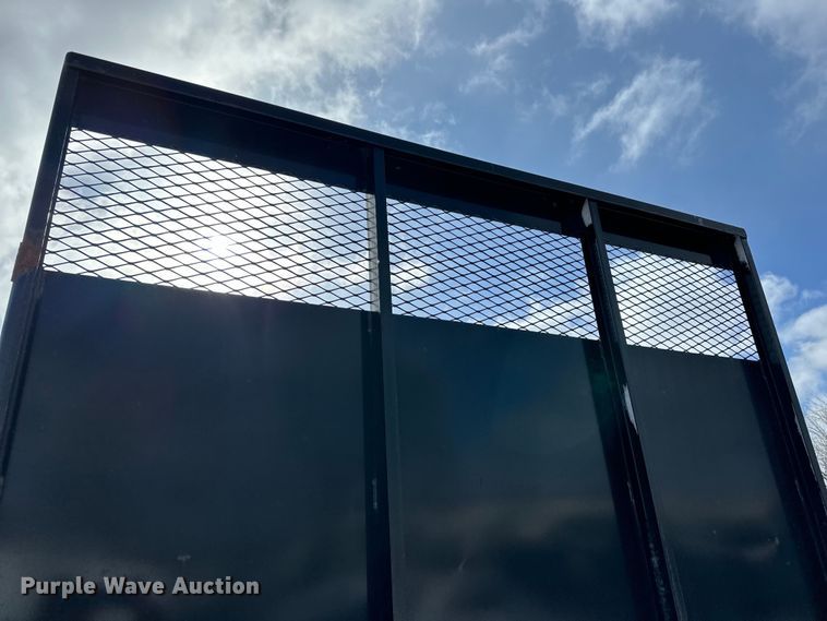 image for item DQ0620 Tafco flatbed