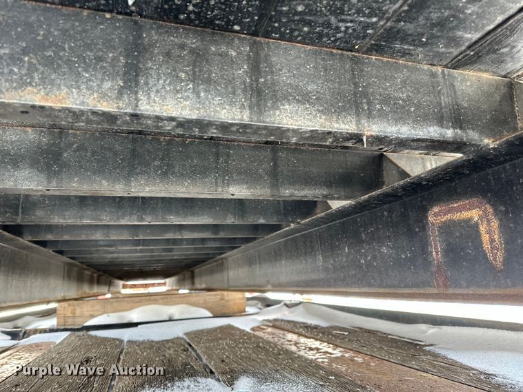 image for item DQ0620 Tafco flatbed