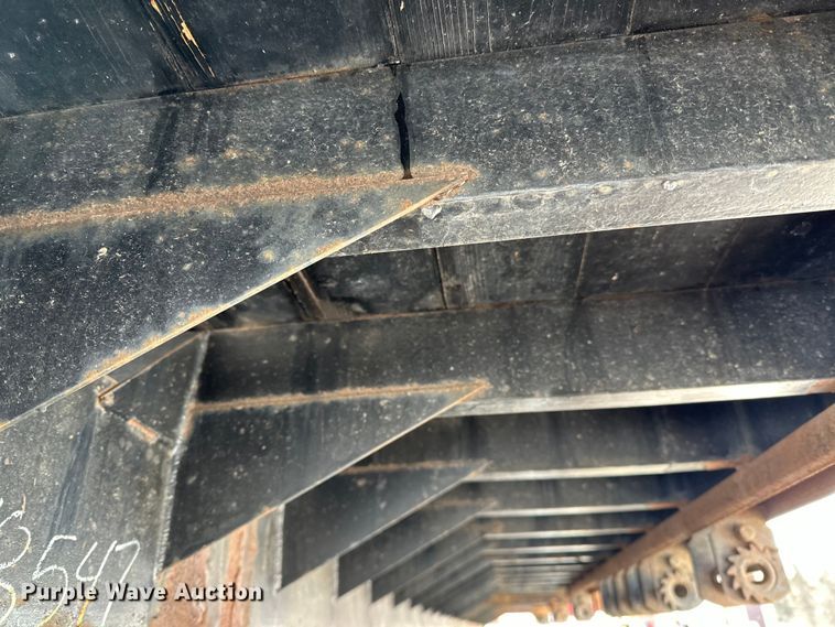 image for item DQ0620 Tafco flatbed