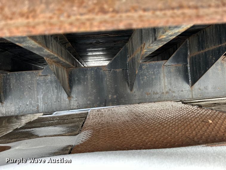 image for item DQ0620 Tafco flatbed