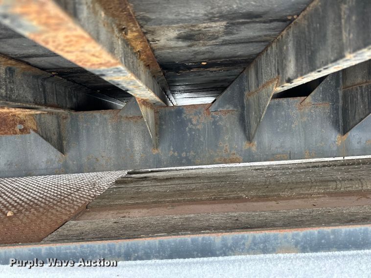 image for item DQ0620 Tafco flatbed