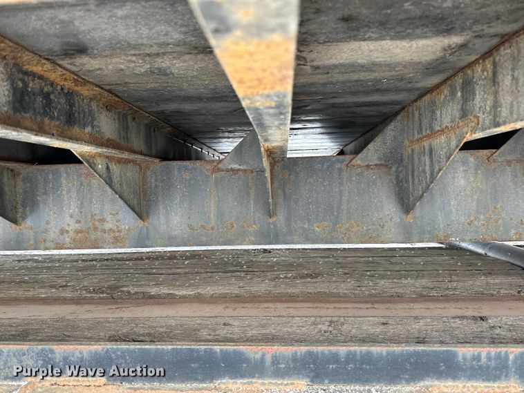 image for item DQ0620 Tafco flatbed