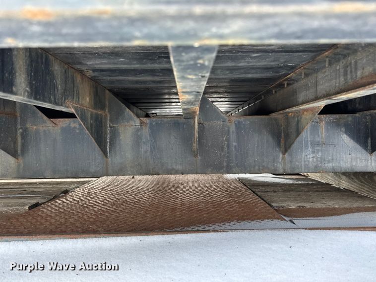 image for item DQ0620 Tafco flatbed