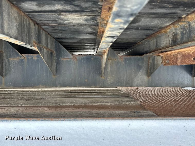 image for item DQ0620 Tafco flatbed