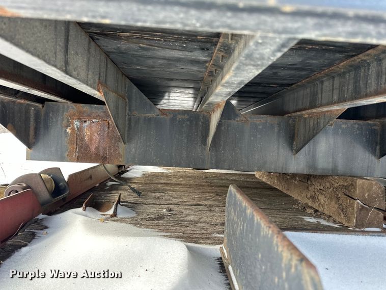 image for item DQ0620 Tafco flatbed