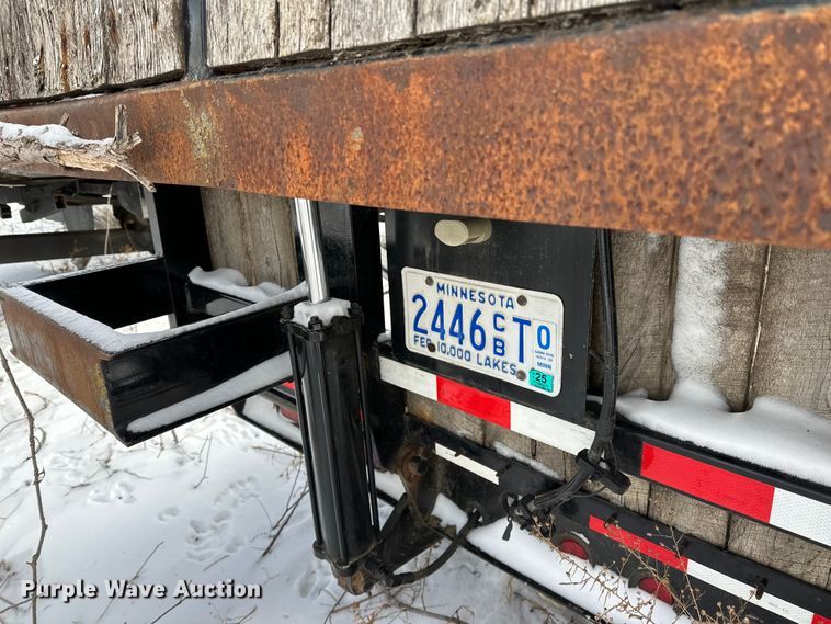 image for item DQ0621 2007 Towmaster T50 equipment trailer