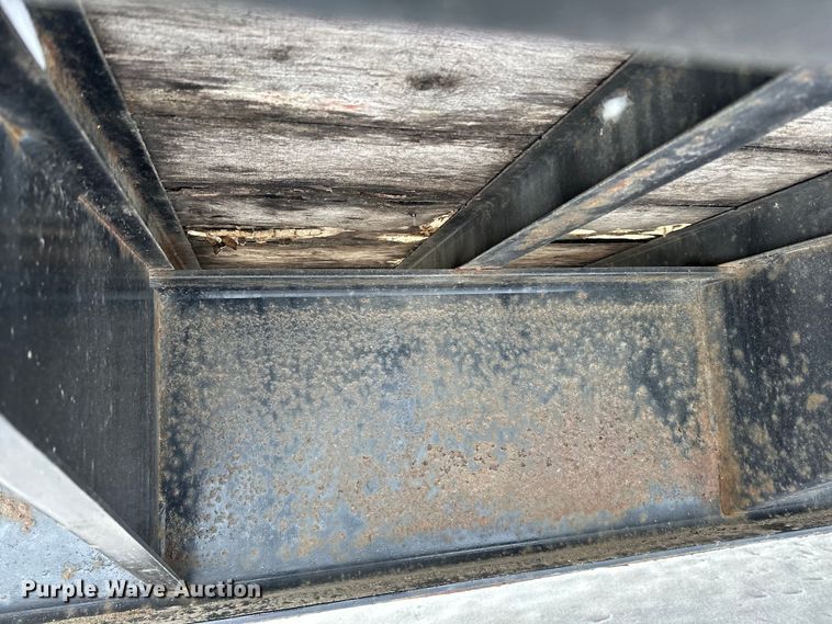 image for item DQ0621 2007 Towmaster T50 equipment trailer