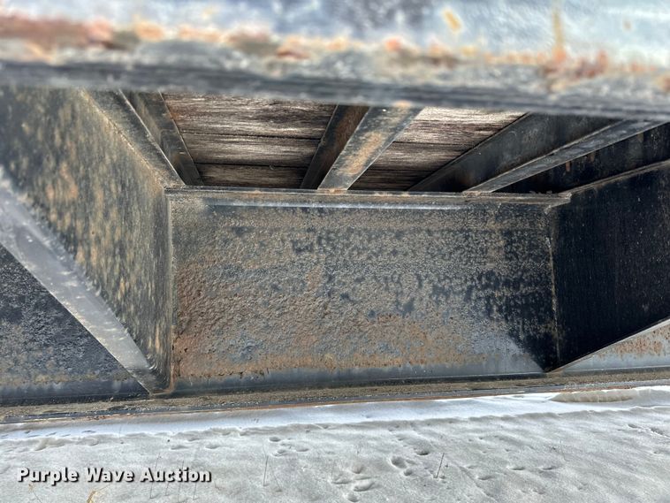 image for item DQ0621 2007 Towmaster T50 equipment trailer