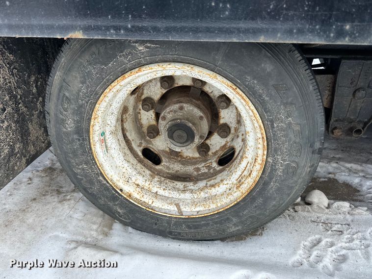 image for item DQ0621 2007 Towmaster T50 equipment trailer