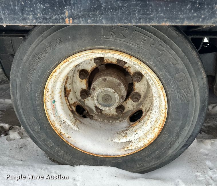 image for item DQ0621 2007 Towmaster T50 equipment trailer