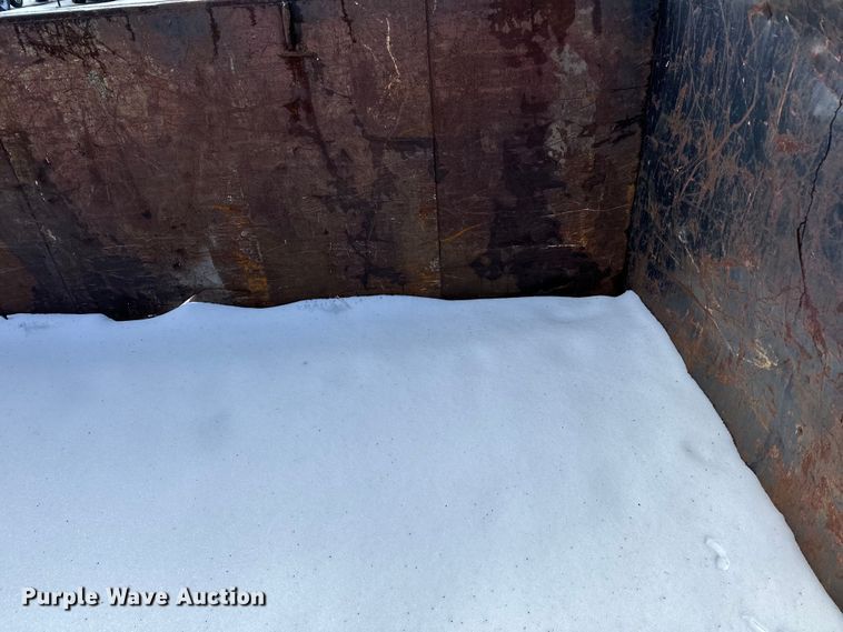 image for item DQ0622 K&H Welding roll-off dumpster