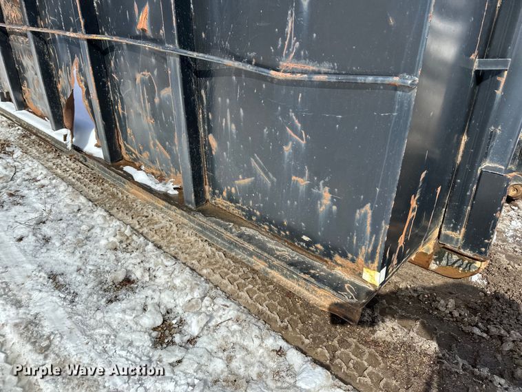 image for item DQ0622 K&H Welding roll-off dumpster