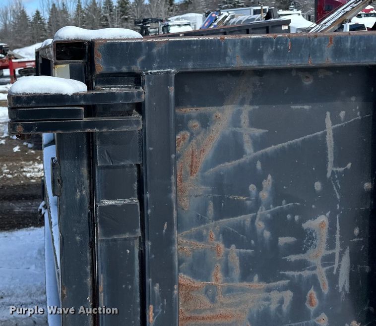 image for item DQ0622 K&H Welding roll-off dumpster