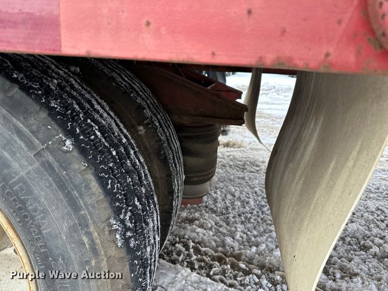 image for item DQ0624 2006 Overbilt tilt deck equipment trailer