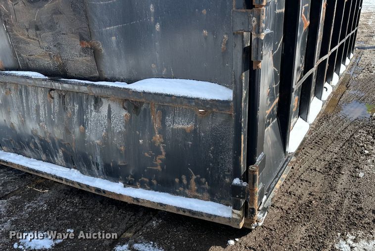 image for item DQ0625 K&H Welding roll-off dumpster