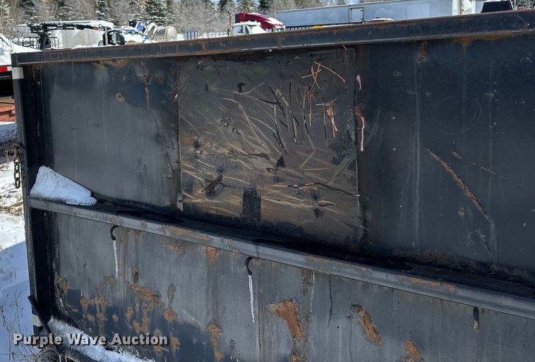 image for item DQ0626 K&H Welding roll-off dumpster