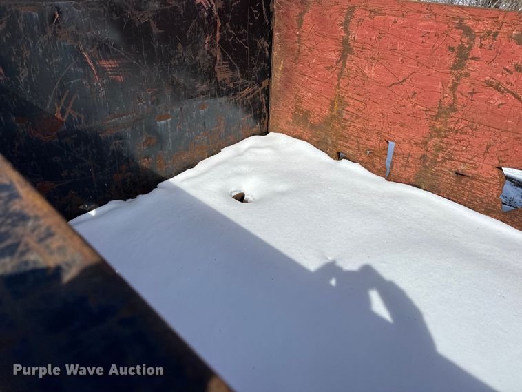 image for item DQ0626 K&H Welding roll-off dumpster