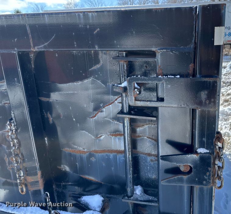 image for item DQ0626 K&H Welding roll-off dumpster