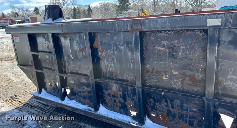 image for item DQ0627 K&H Welding roll-off dumpster