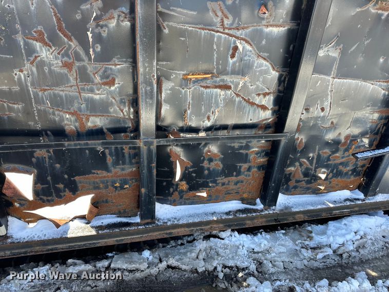 image for item DQ0627 K&H Welding roll-off dumpster