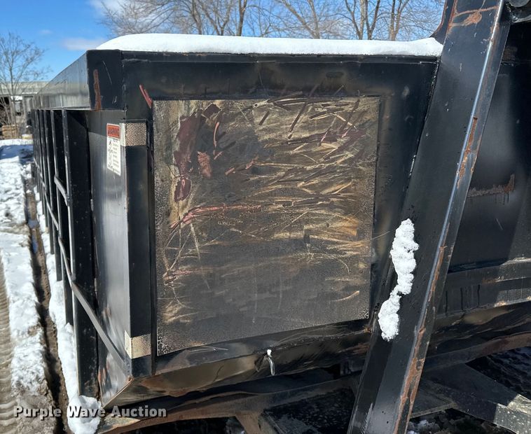 image for item DQ0627 K&H Welding roll-off dumpster