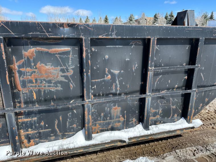 image for item DQ0627 K&H Welding roll-off dumpster
