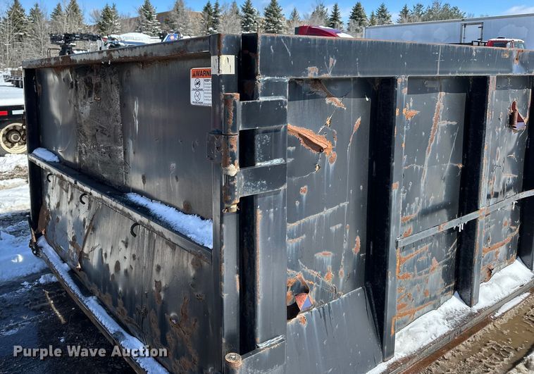 image for item DQ0627 K&H Welding roll-off dumpster