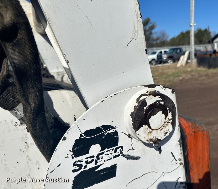 image for item DQ0743 2006 Bobcat S250 skid steer loader