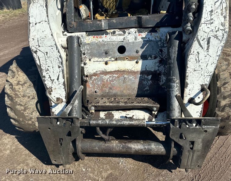 image for item DQ0743 2006 Bobcat S250 skid steer loader