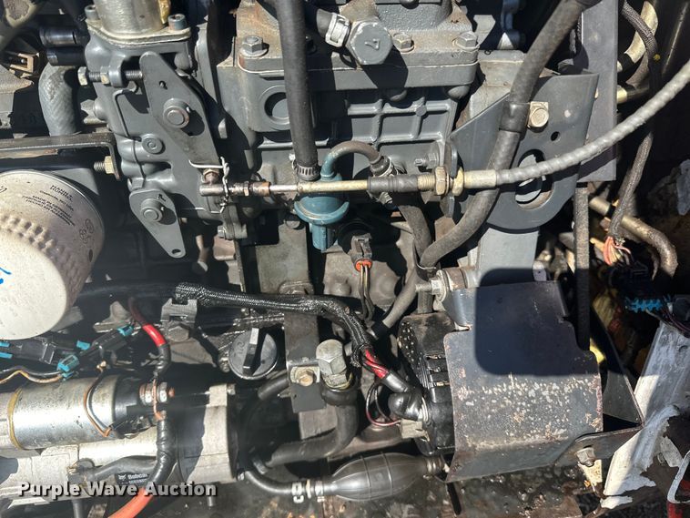 image for item DQ0743 2006 Bobcat S250 skid steer loader