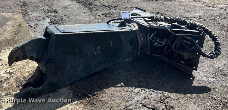 image for item DQ0746 Labounty MSD 7R skid steer shear