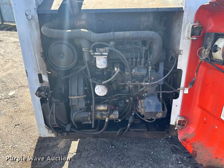 image for item DQ0747 2005 Bobcat  S250 skid steer loader