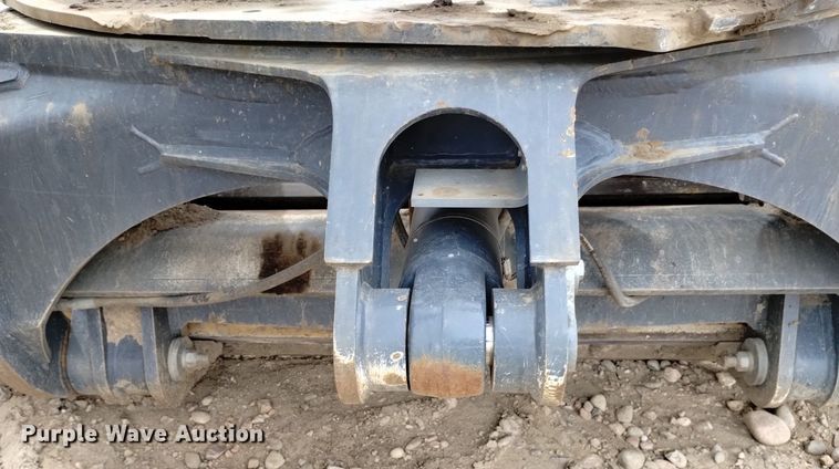 image for item DQ6047 2015 John Deere 772G motor grader