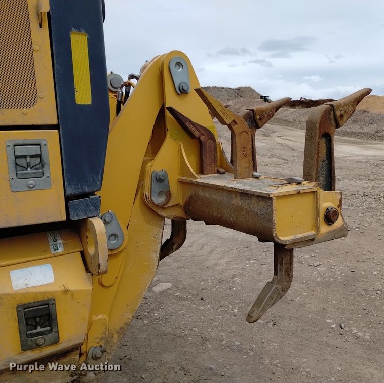 image for item DQ6047 2015 John Deere 772G motor grader