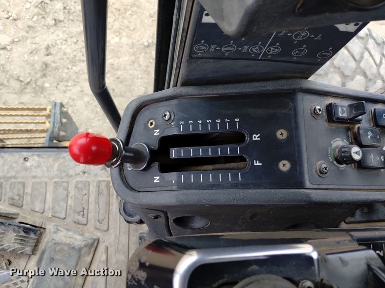 image for item DQ6047 2015 John Deere 772G motor grader