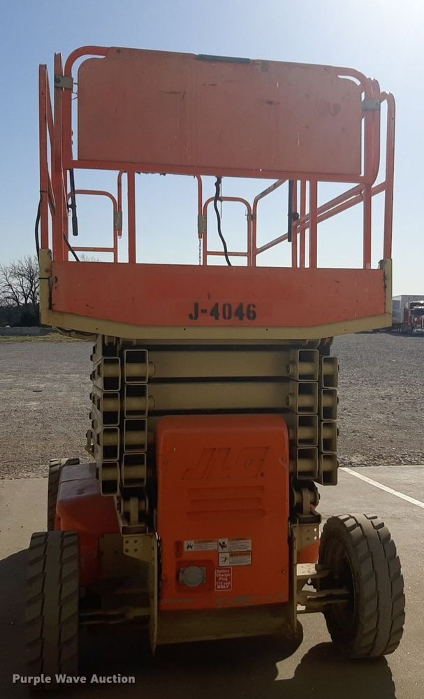image for item DQ6977 2012 JLG 4069LE  scissor lift
