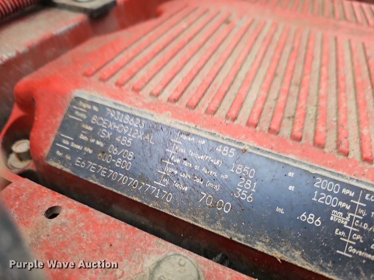 image for item DQ8637 2009 Peterbilt 388 semi truck