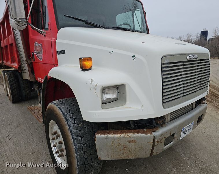 image for item DQ8638 2003 Freightliner FL80 dump truck