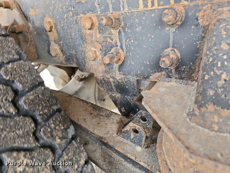 image for item DQ8638 2003 Freightliner FL80 dump truck