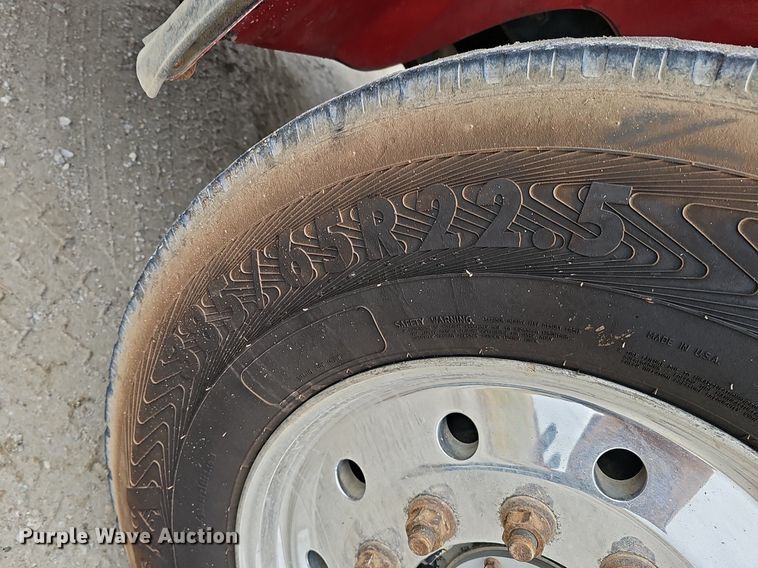 image for item DQ8638 2003 Freightliner FL80 dump truck