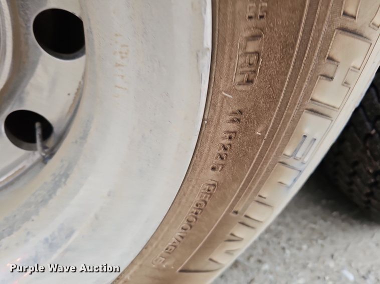 image for item DQ8638 2003 Freightliner FL80 dump truck