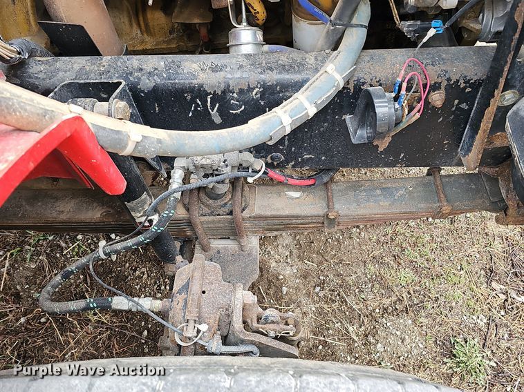 image for item DQ8639 1999 Freightliner FL80 dump truck