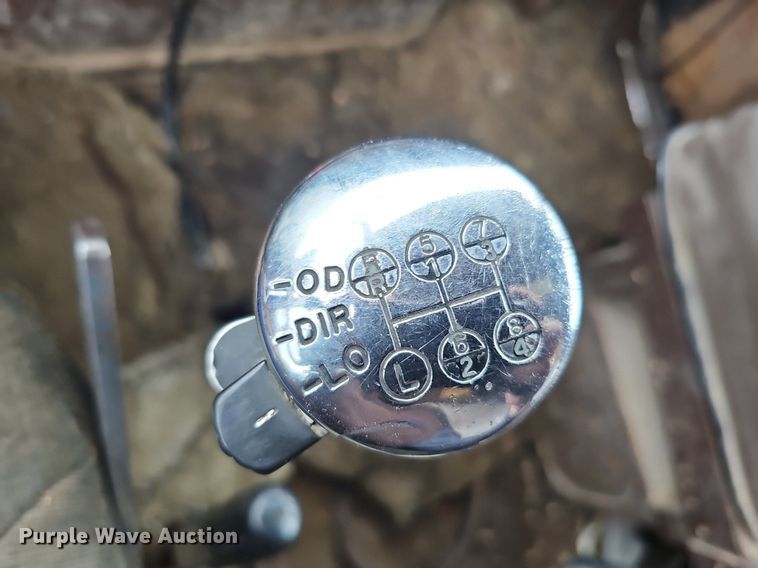 image for item DQ8670 1976 Ford 9000 dump truck